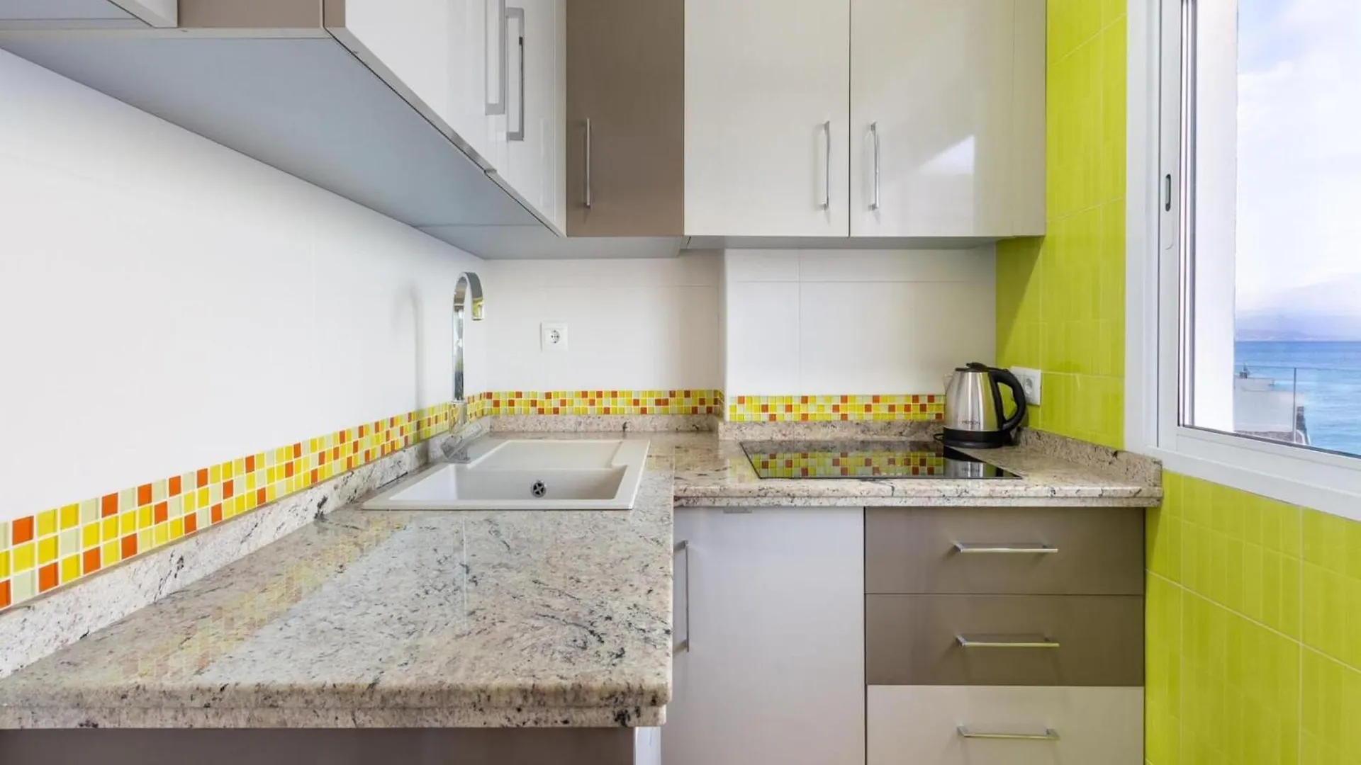 Beachside Apartment In Torremolinos